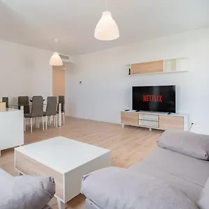 https://guestready-sunny-seaside-escape-in-mlaga.1costadelsol.com