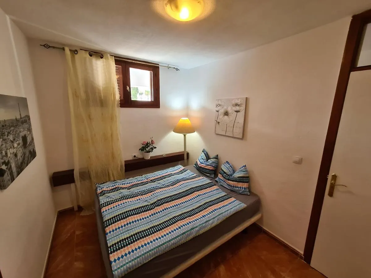 Vida Loca Only 190 Meters To The Sea, Balcony, Sea View, Pool, Wifi Apartamento Playa Feñabe